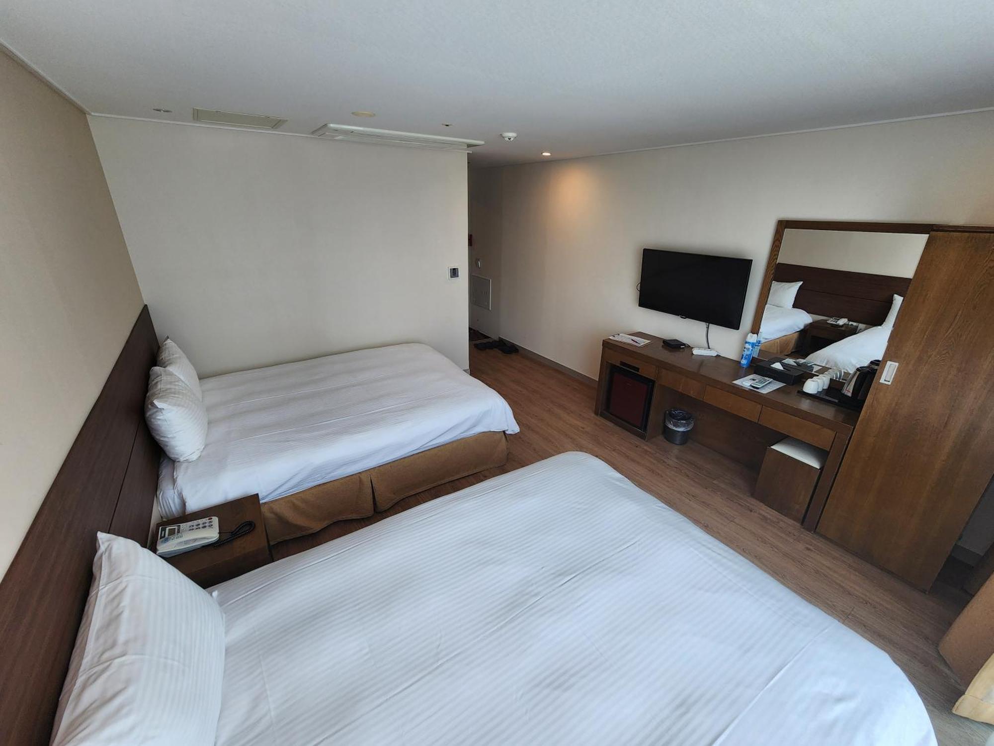 Hotel Haema Jeju Buitenkant foto