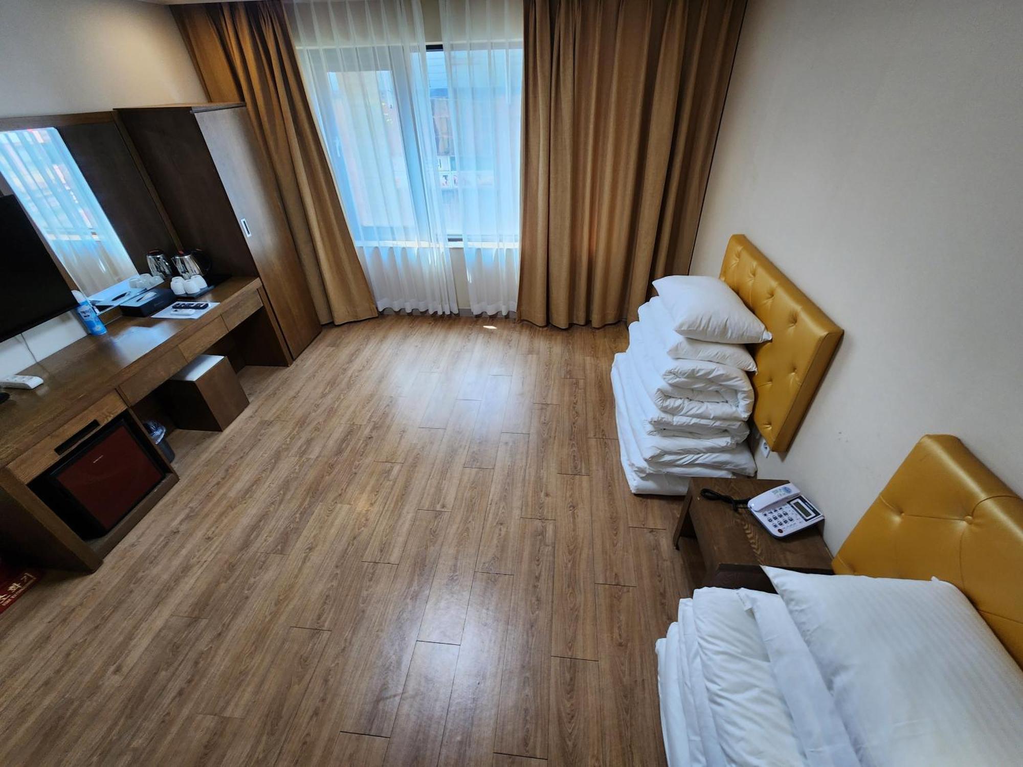 Hotel Haema Jeju Buitenkant foto