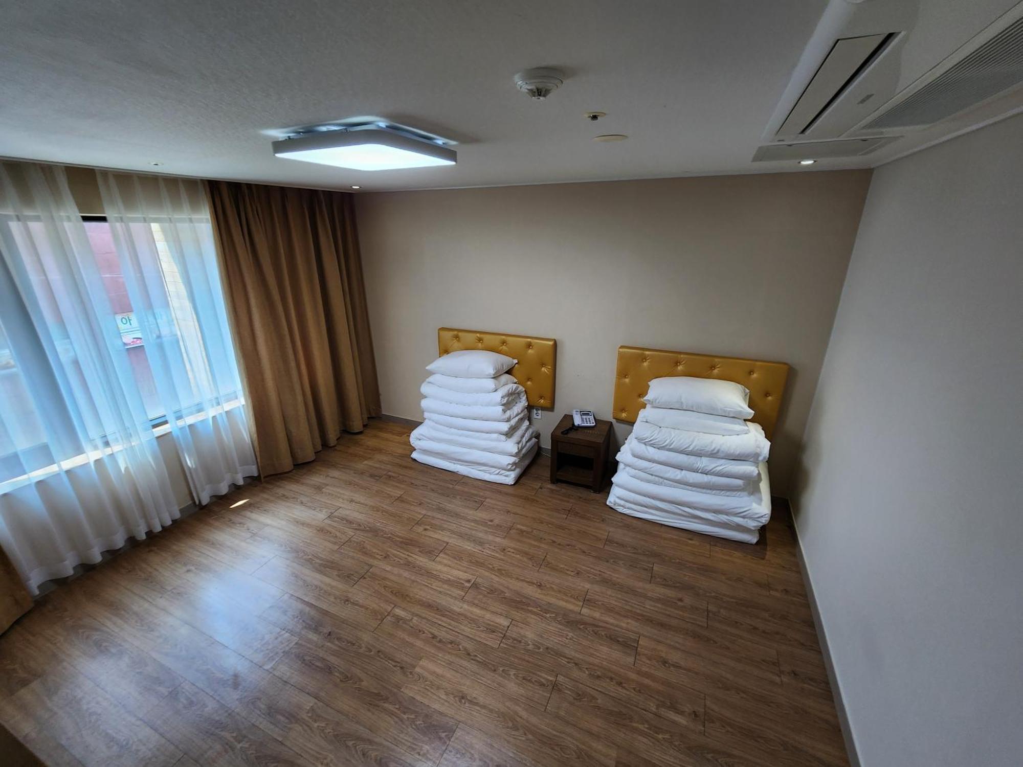 Hotel Haema Jeju Buitenkant foto