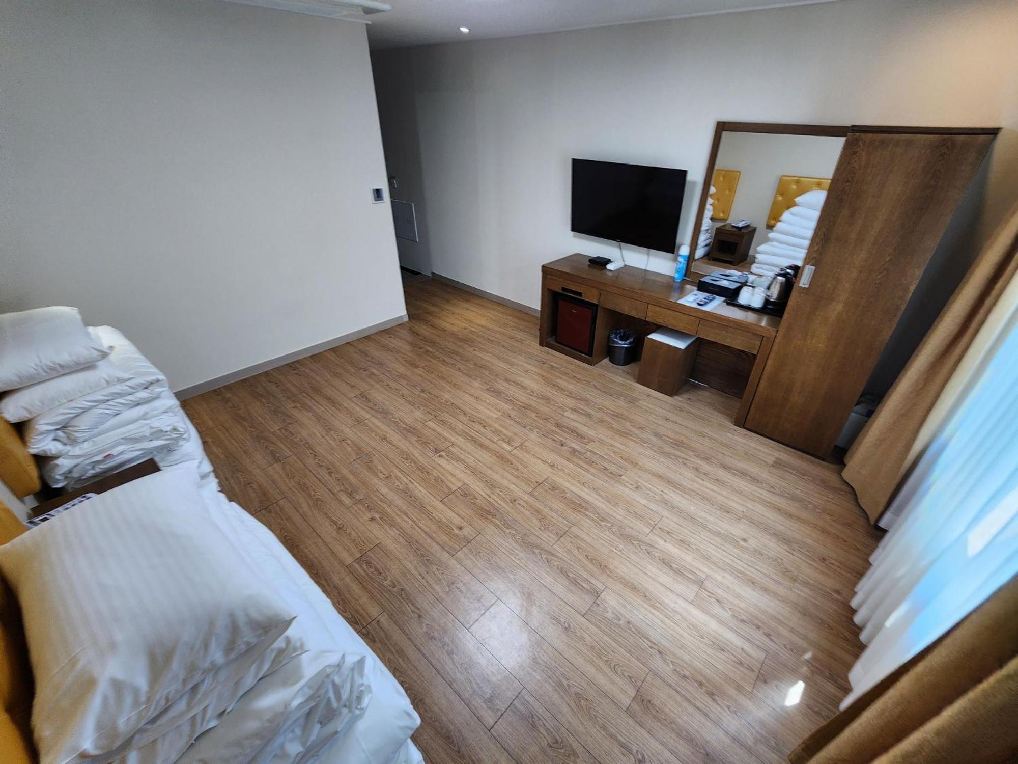 Hotel Haema Jeju Buitenkant foto